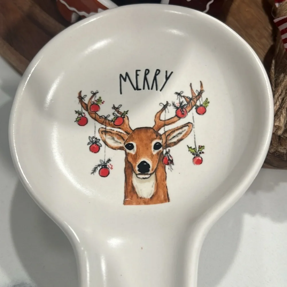 Cute Rae Dunn 🎄Spoon Rest